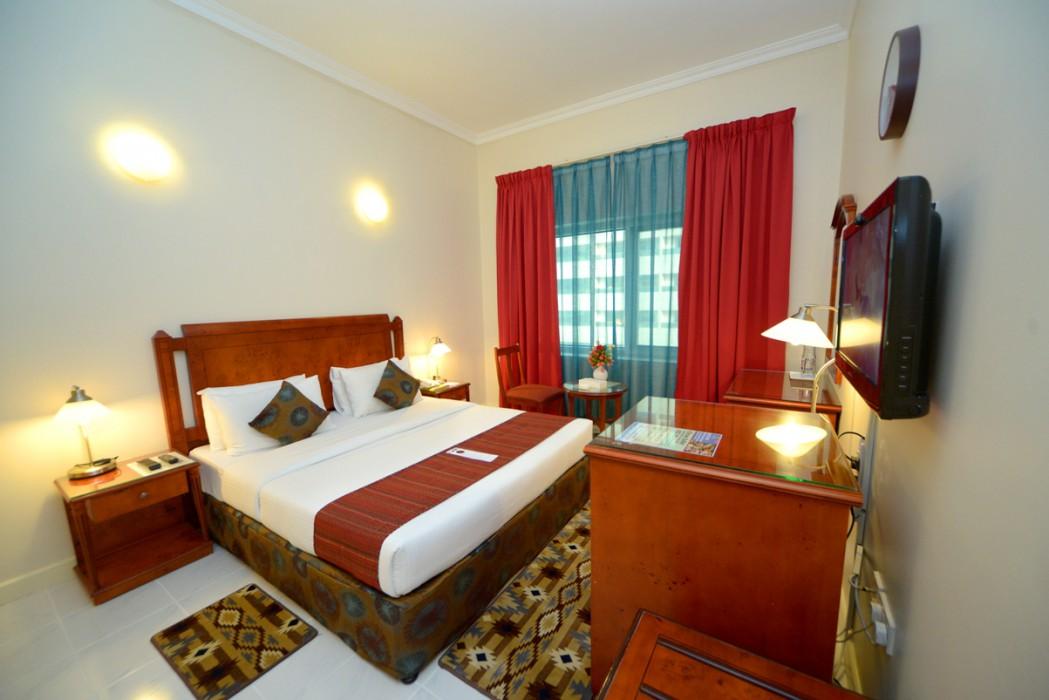 Nejoum Al Emarat Hotel Sharjah Exterior foto